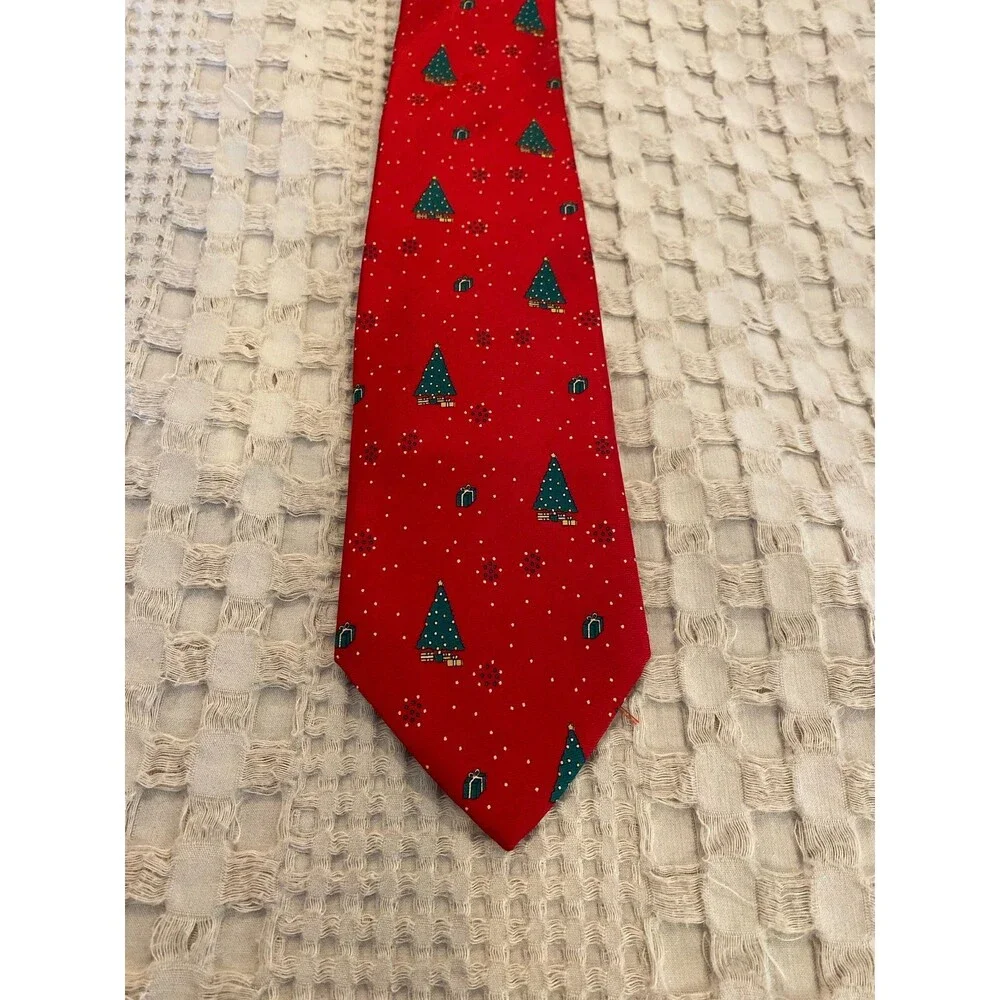 Pure Silk Neck‎ Tie by Wembley Vintage Red Perfect for Christmas Holiday Parties